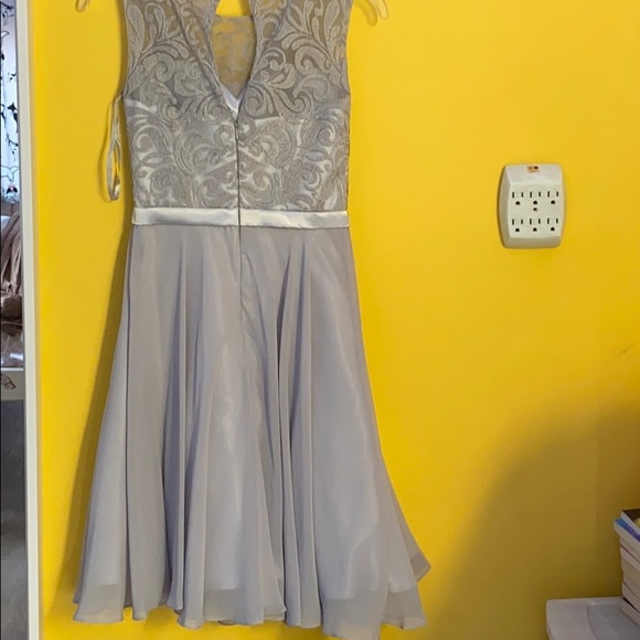 Dress - Picture 7 of 15